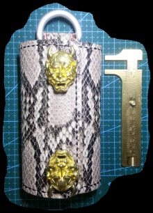 蟒蛇纹牛皮钥匙包