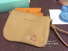 手縫皮革刺繡手拿包