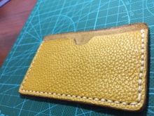新手拿碎皮做个卡夹