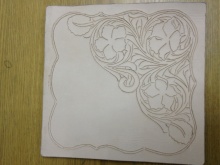 第三个作品，皮雕唐草长款钱包